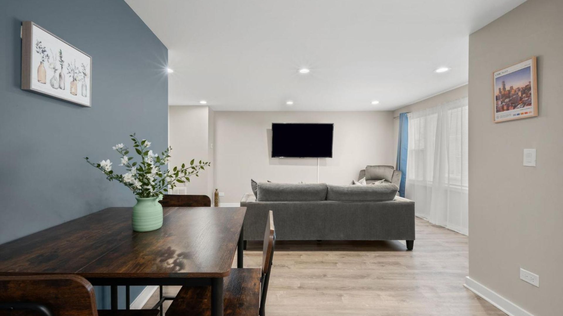 Apartment 3 Level 10 Min To The Beach, Near Downtown *