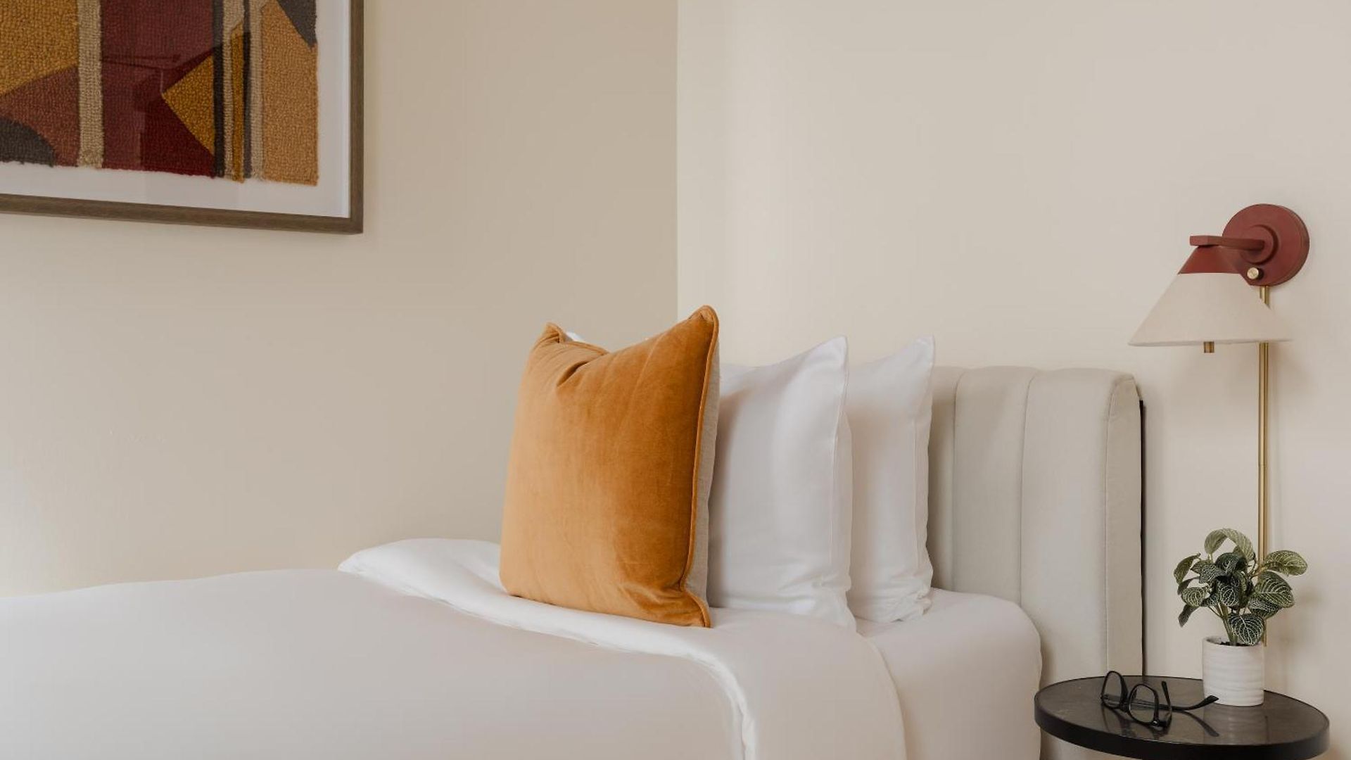 Found Hotels, Chicago, Series By Marriott Chicago