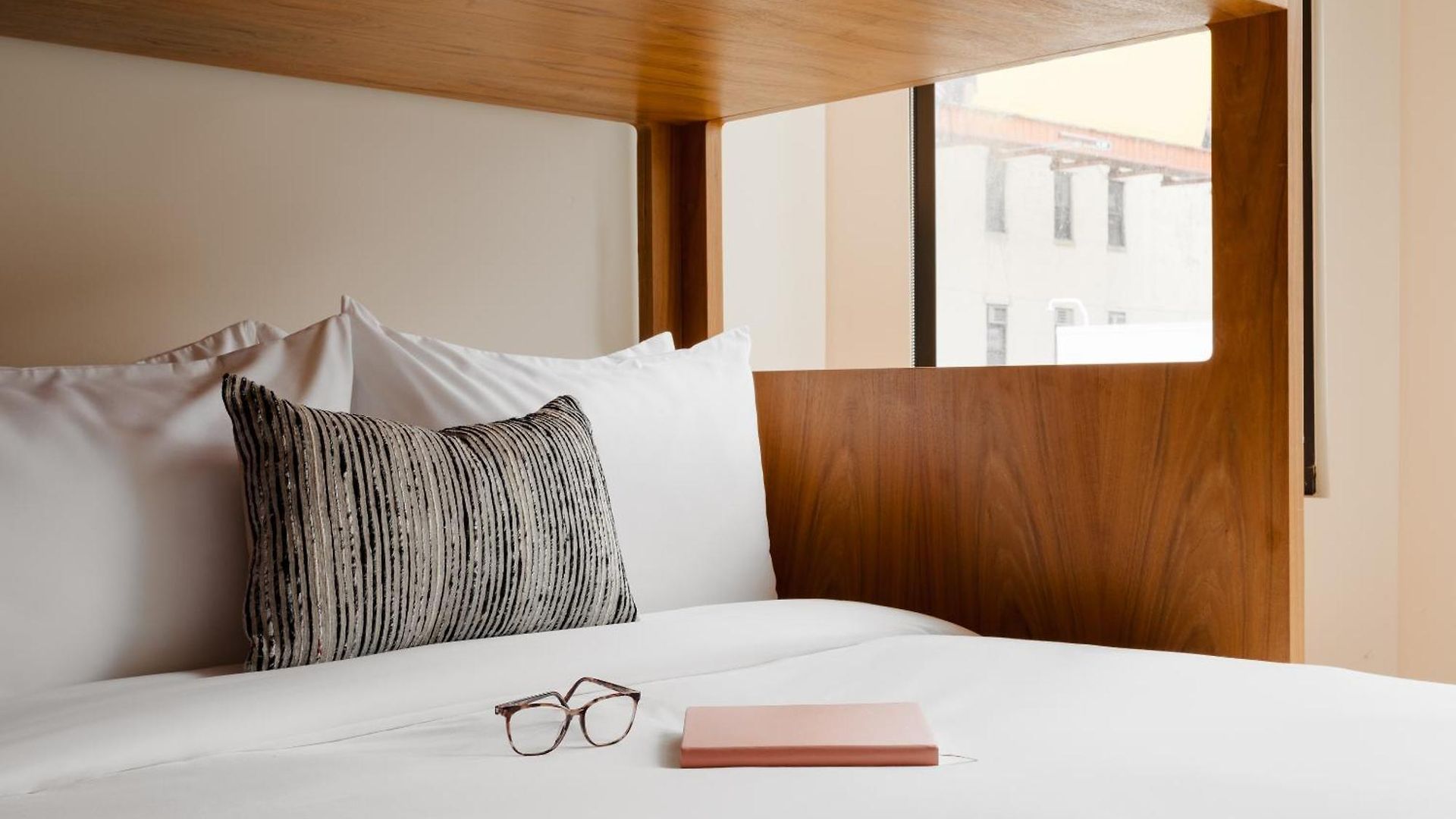 Found Hotels, Chicago, Series By Marriott Chicago