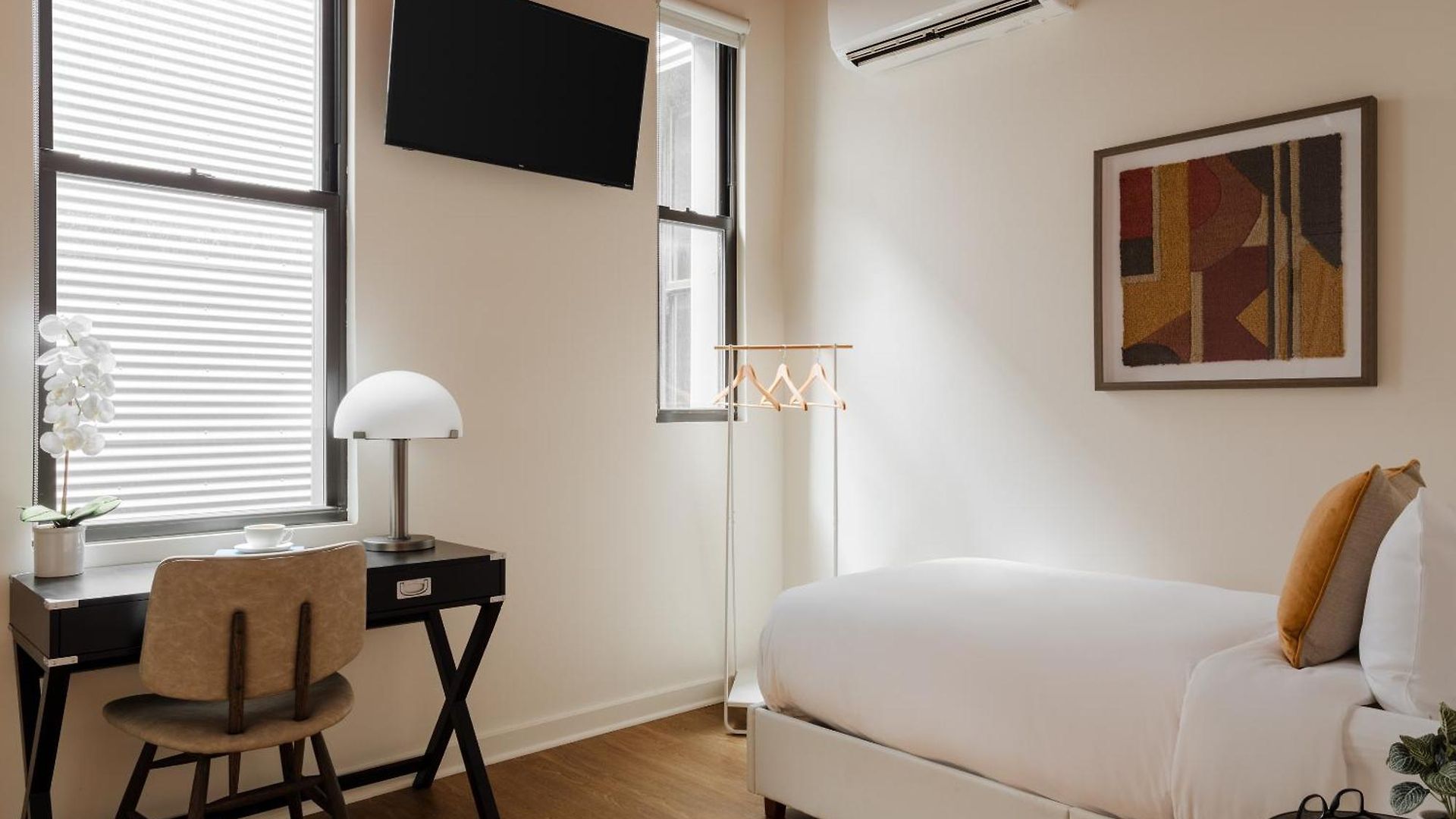 Found Hotels, Chicago, Series By Marriott 3*