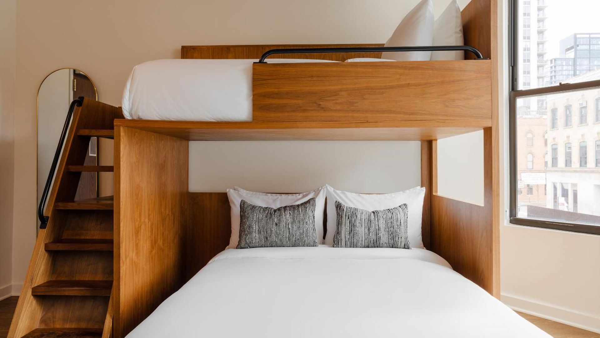 Found Hotels, Chicago, Series By Marriott Chicago