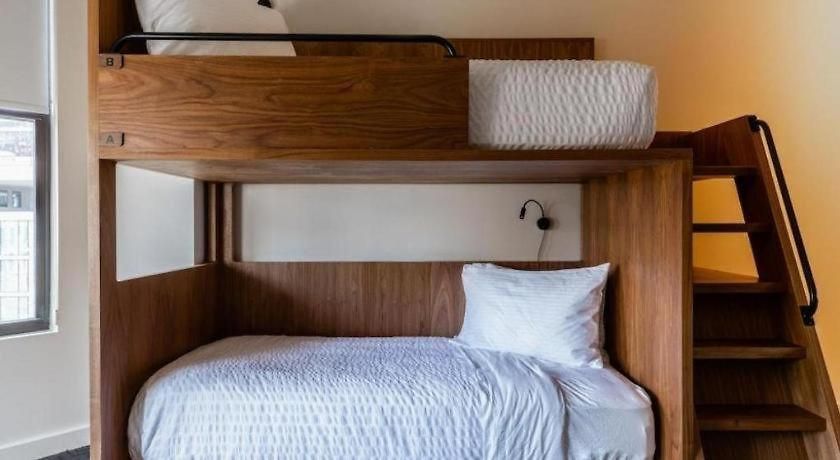 Found Hotels, Chicago, Series By Marriott 3* Chicago