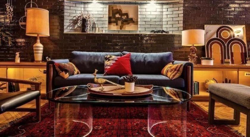Found Hotels, Chicago, Series By Marriott 3*