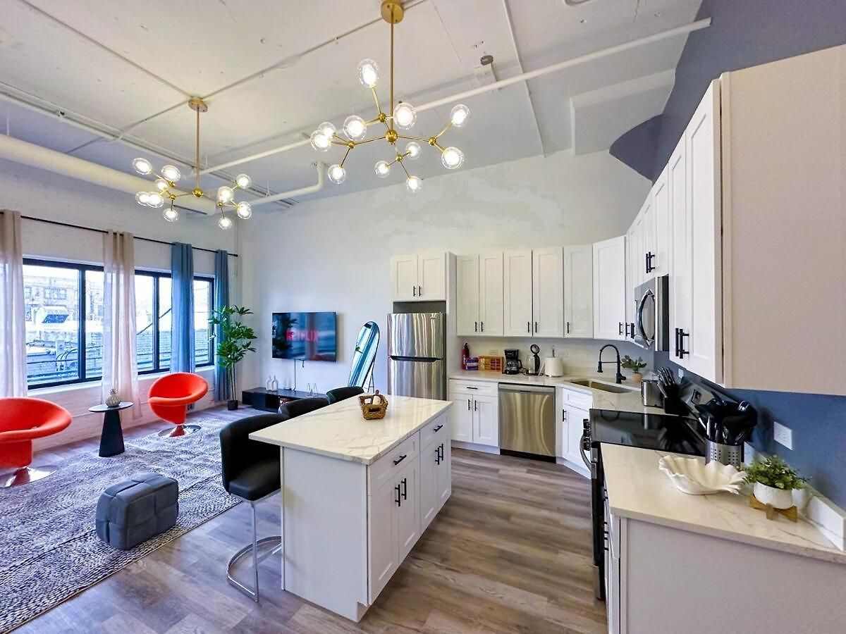Apartment Spacious 6br Luxury Perfect For Groups Near Mccormick Place And Soldier Field *