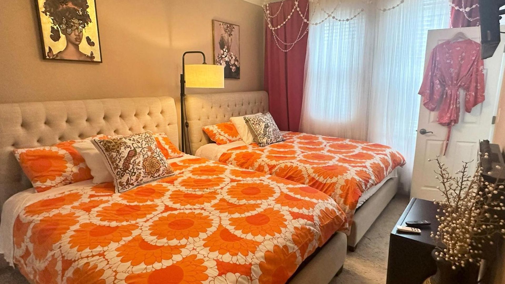 Art Downtown Fulton Market Entire 3 Bedroom Sleep10 Private Garage Roof Ev Tesla Holiday home Chicago