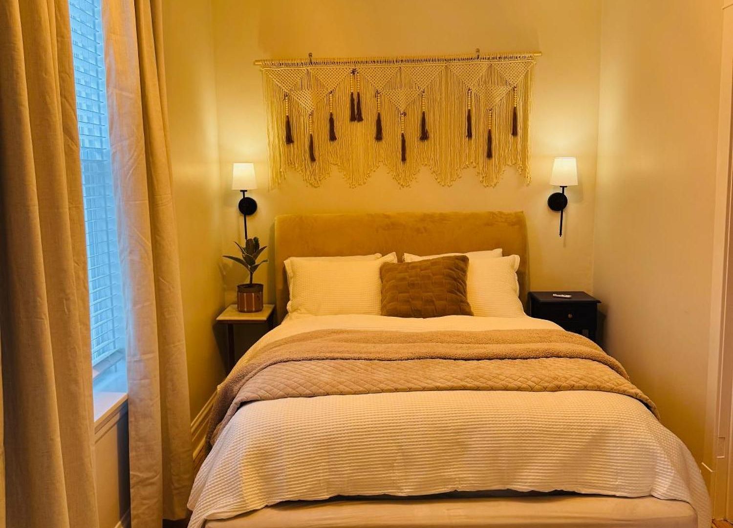 The Avondale Retreat Apartment Chicago