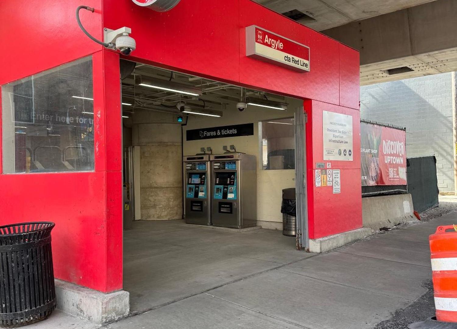 Uptown Bright & Modern - Steps To Lake, Train, Amazing Food & Free Parking Apartment Chicago
