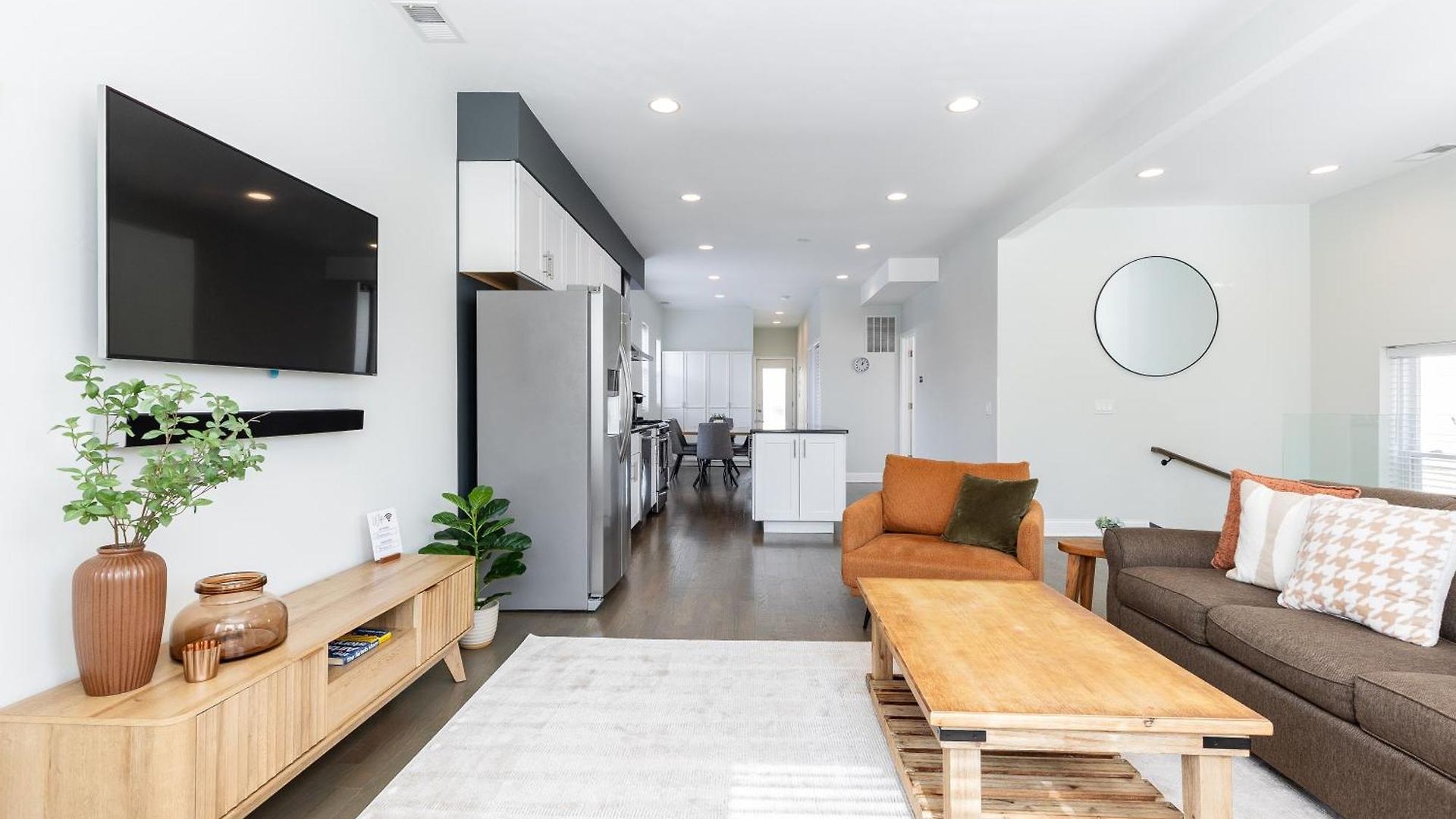 Uptown Bright & Modern - Steps To Lake, Train, Amazing Food & Free Parking Chicago