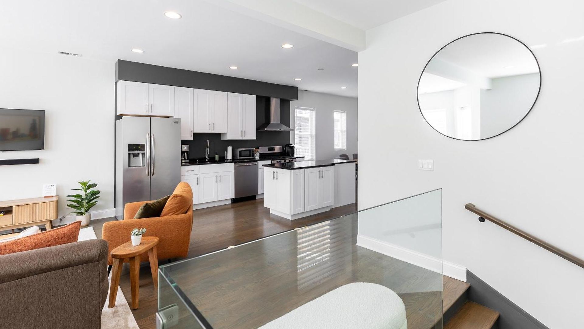 Uptown Bright & Modern - Steps To Lake, Train, Amazing Food & Free Parking * Chicago
