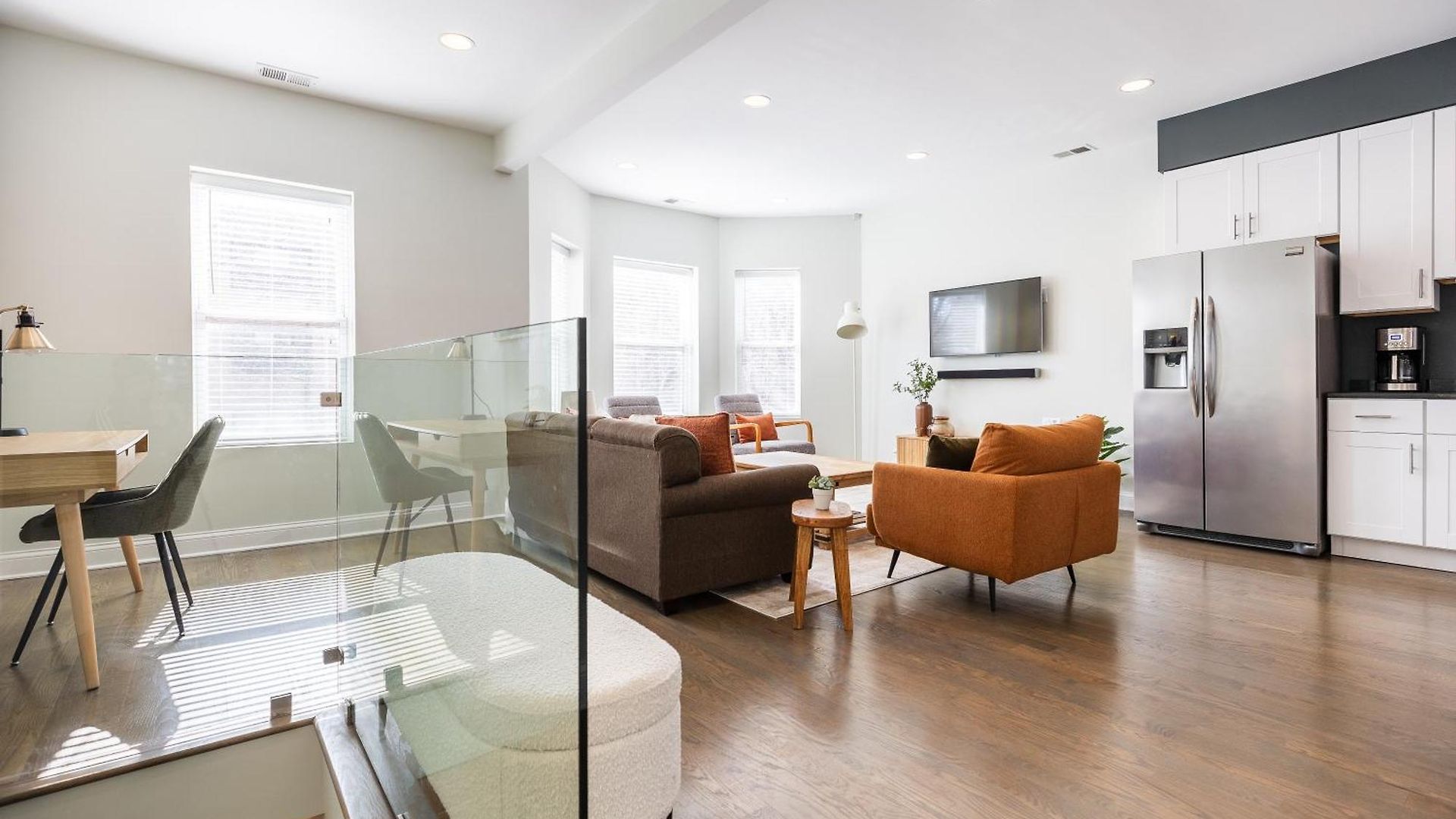 Uptown Bright & Modern - Steps To Lake, Train, Amazing Food & Free Parking * Chicago