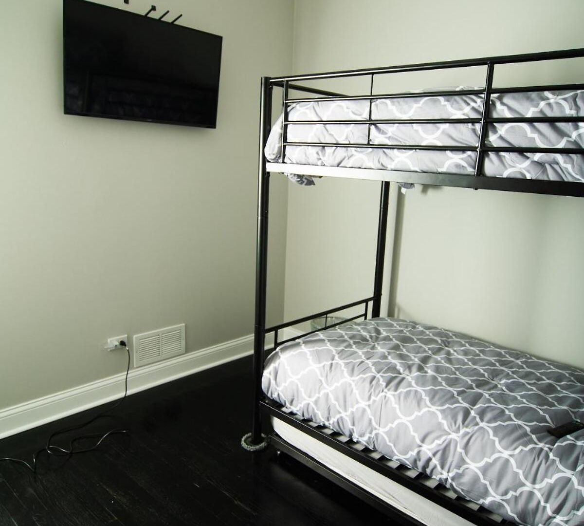 7 Star The Malia Oasis 3br 1 Half Bath Office Space Apartment