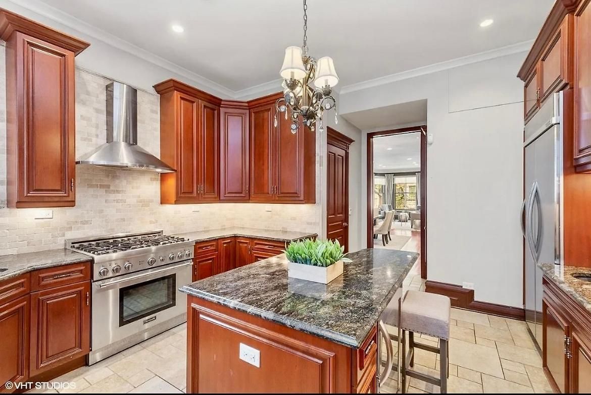 Spectacular Gilded Age 6 Bedroom Gold Coast Mansion With Deck * Chicago