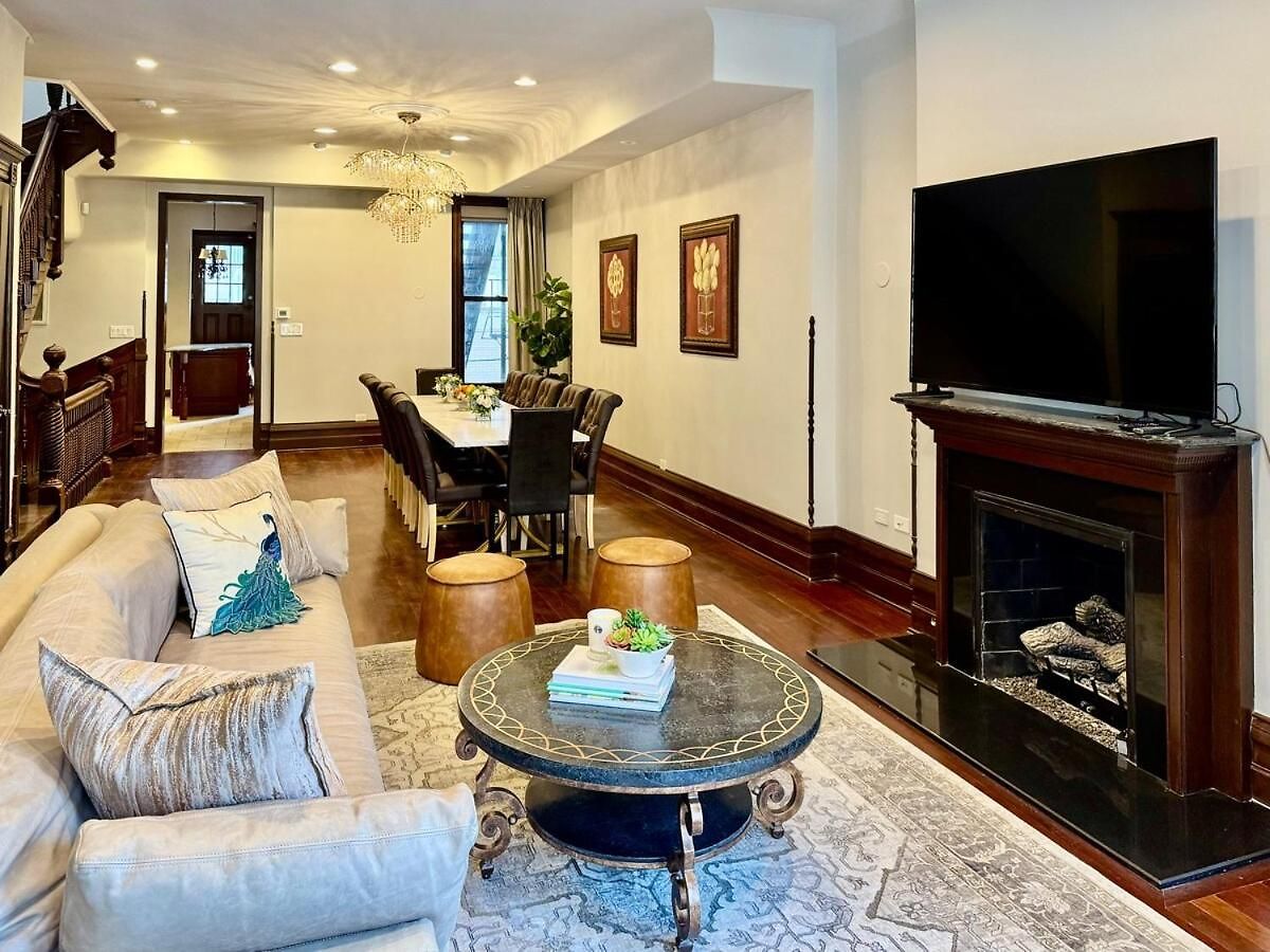 Spectacular Gilded Age 6 Bedroom Gold Coast Mansion With Deck Chicago
