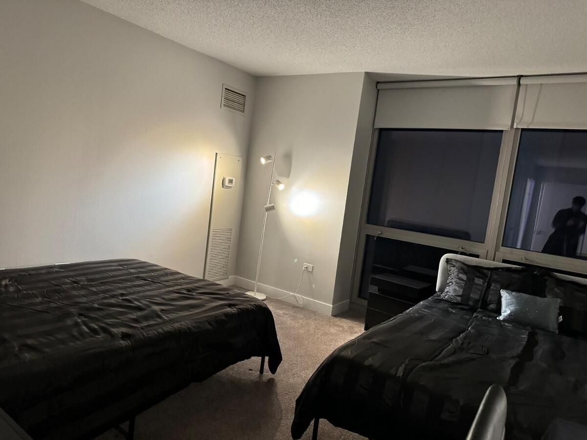 Apartment Cozy 2 Bedroom By Lakeshore Chicago