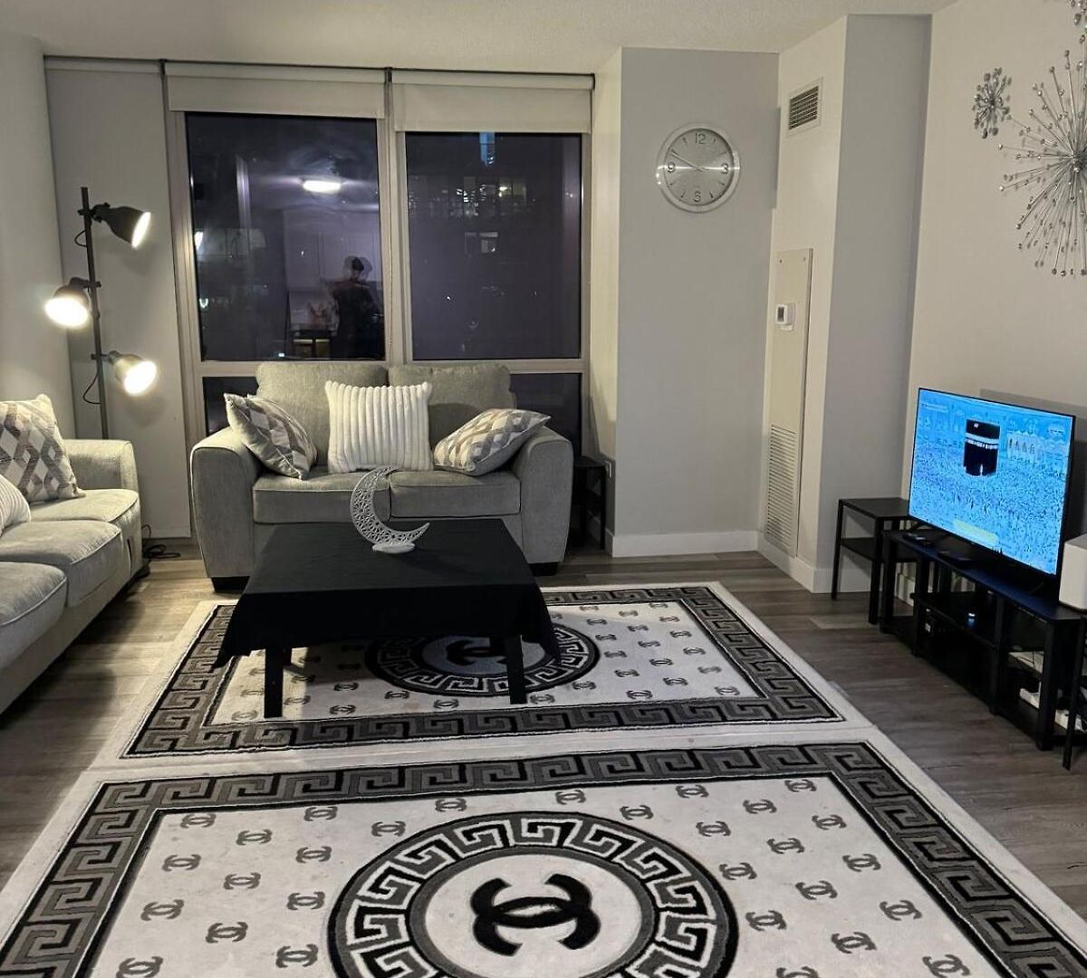 Apartment Cozy 2 Bedroom By Lakeshore