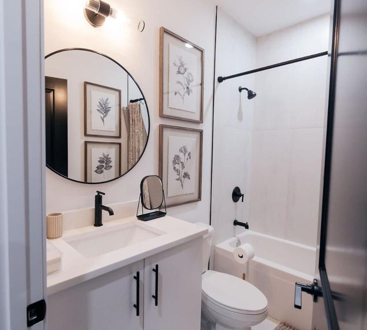 Apartment Parisian Retreat 6min To Main Quandrangle U Of C Chicago