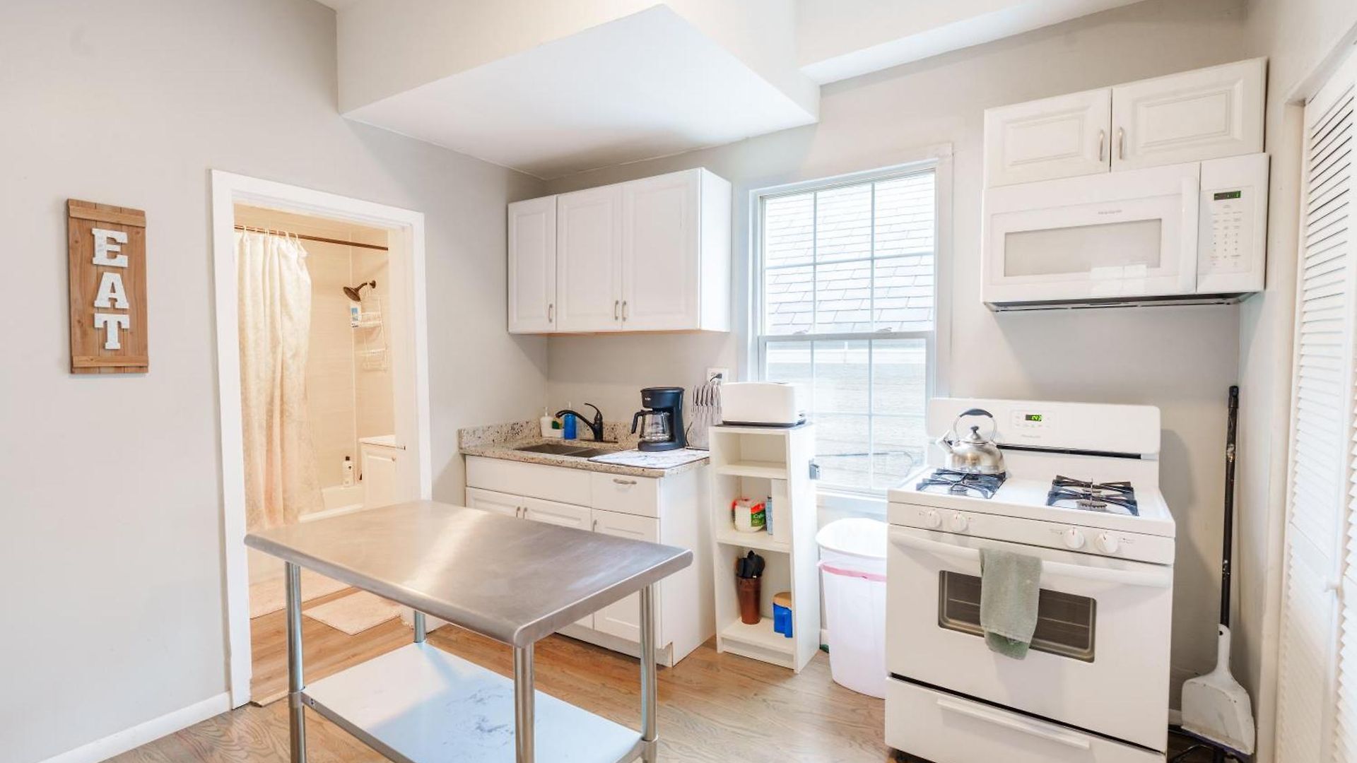 Bright & Modern 3br And 1ba In Logan Square Apartment Chicago