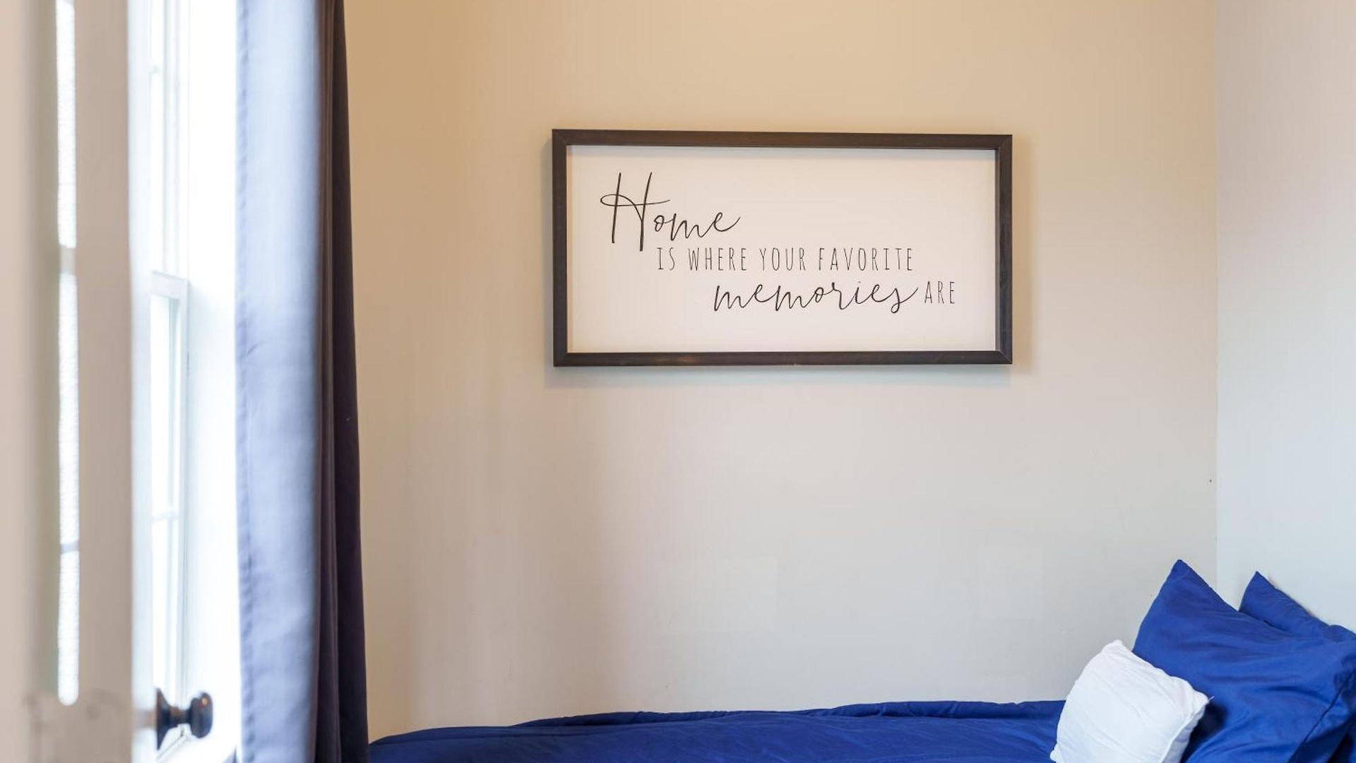 Bright & Modern 3br And 1ba In Logan Square