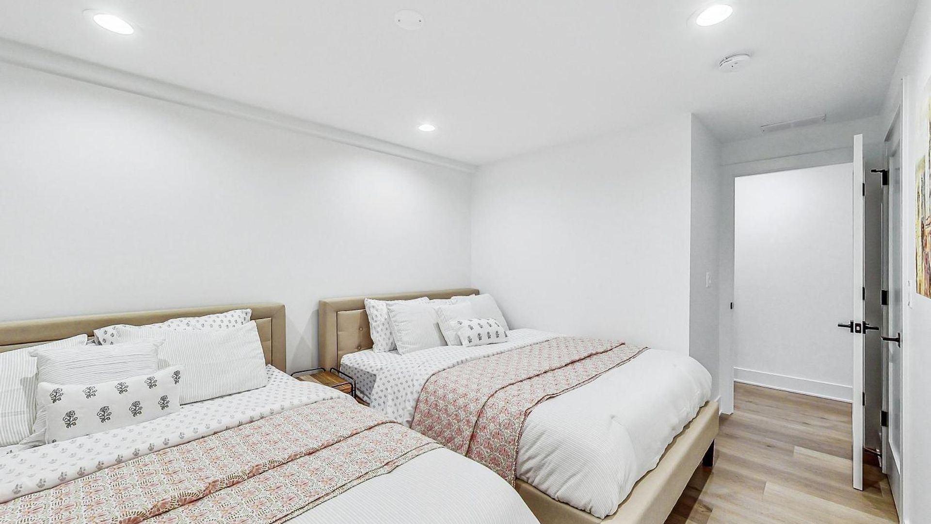 Luxurious Lincoln Park With Gourmet Kitchen Chicago