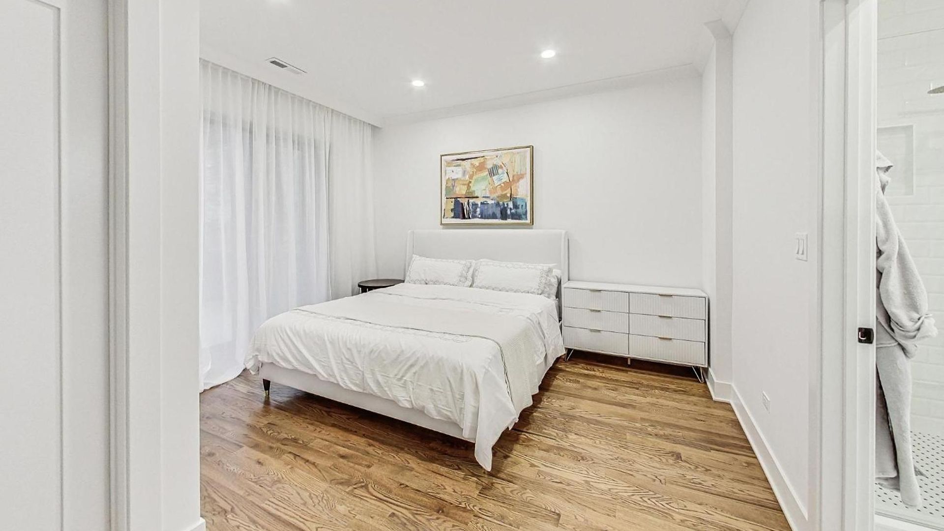 Apartment Luxurious Lincoln Park With Gourmet Kitchen