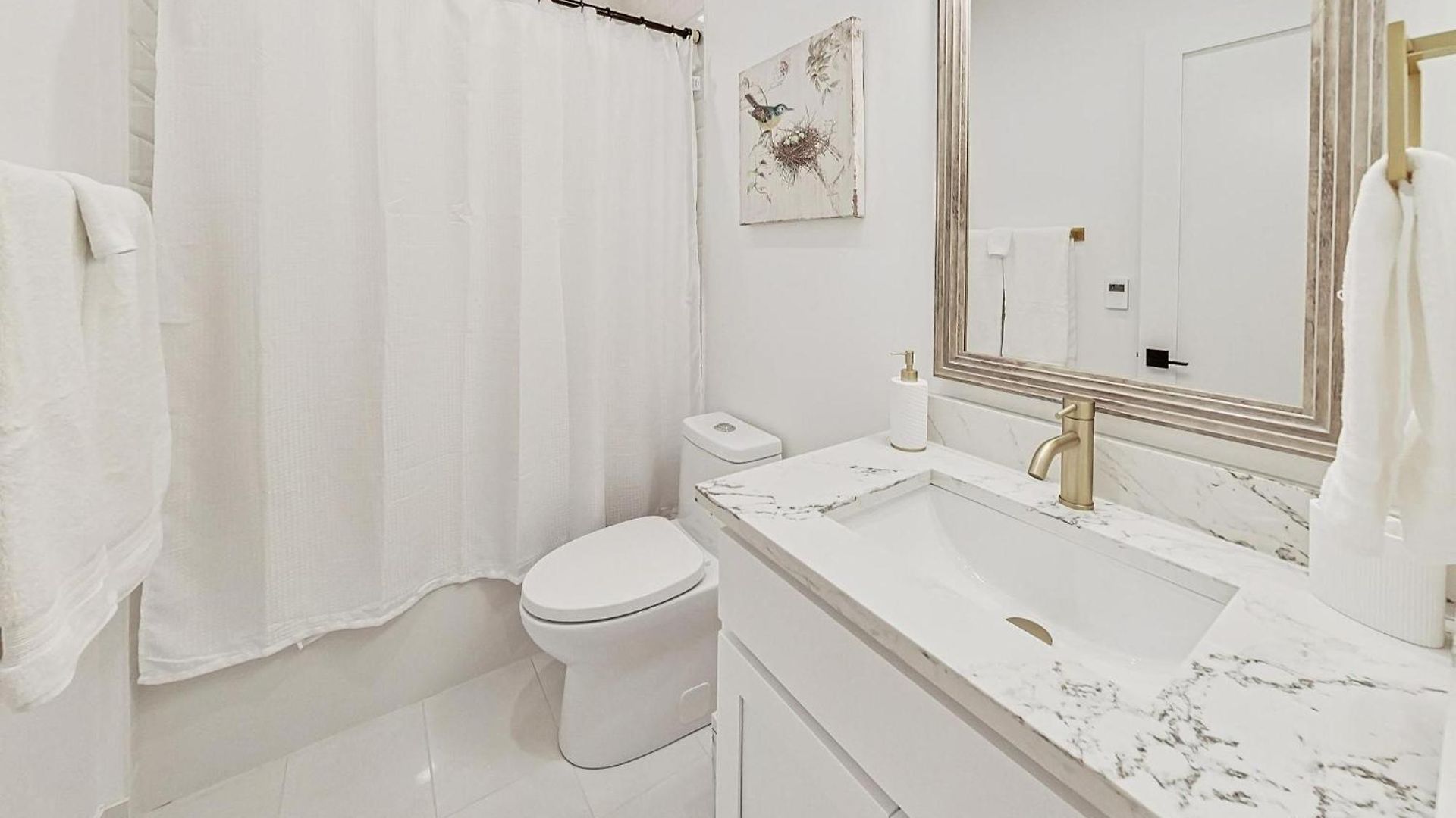 Apartment Luxurious Lincoln Park With Gourmet Kitchen Chicago