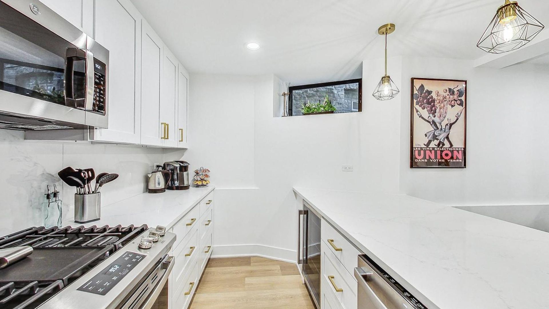Apartment Luxurious Lincoln Park With Gourmet Kitchen