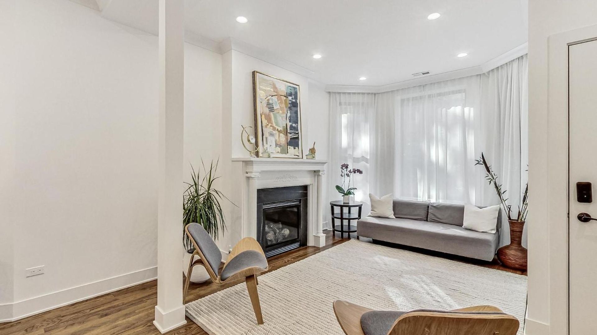 Apartment Luxurious Lincoln Park With Gourmet Kitchen *