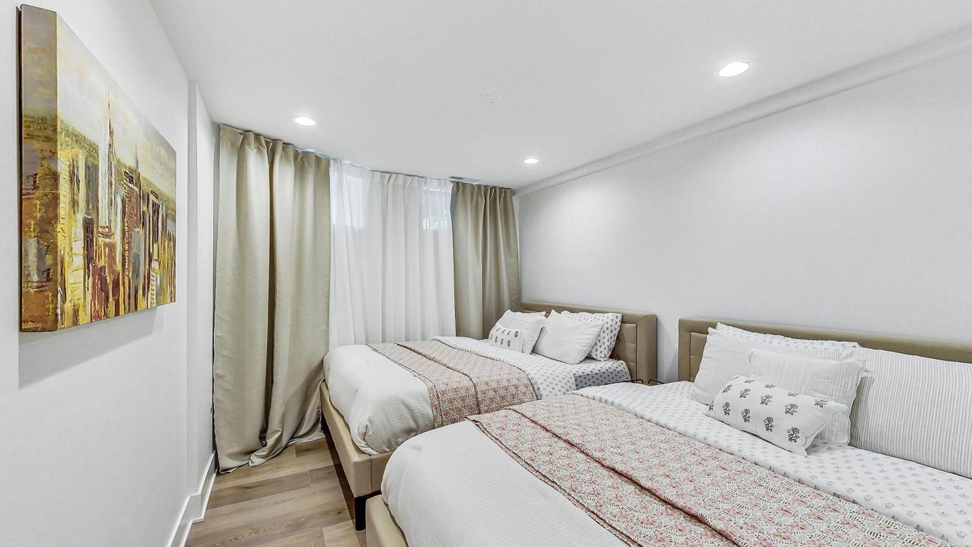 Apartment Luxurious Lincoln Park With Gourmet Kitchen