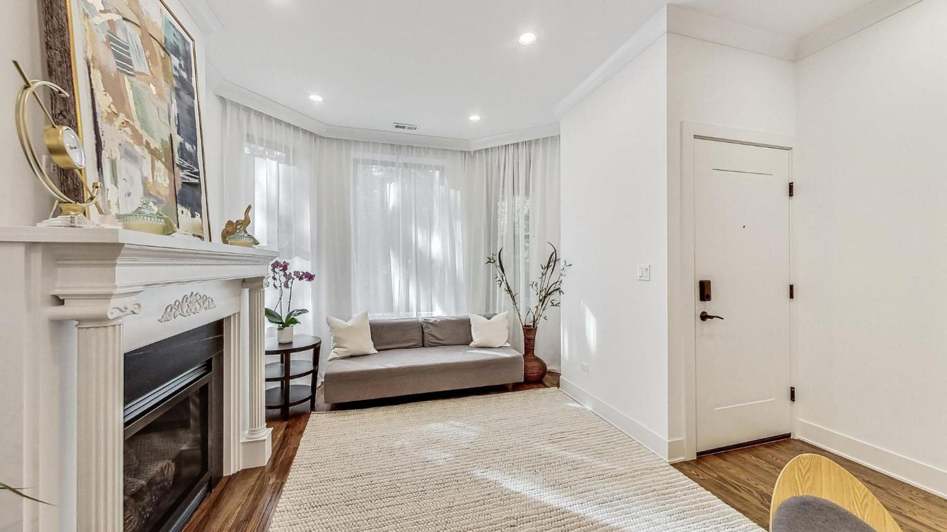 Apartment Luxurious Lincoln Park With Gourmet Kitchen *