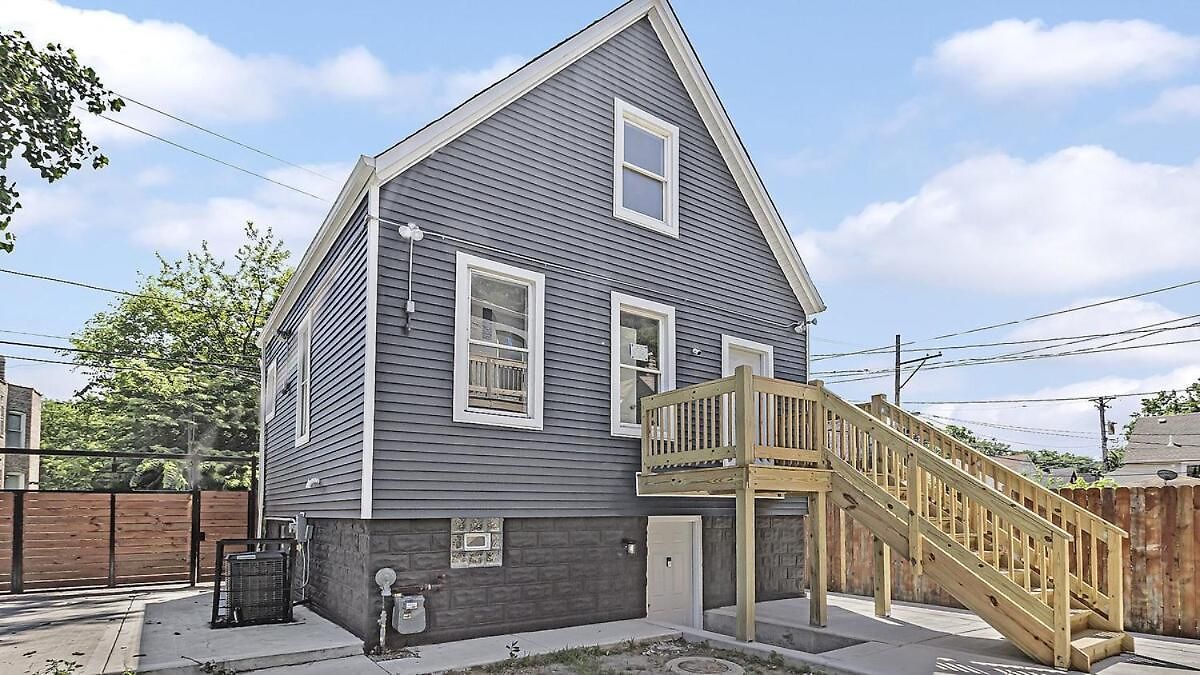 Private Loft - 15 Min From Downtown Apartment