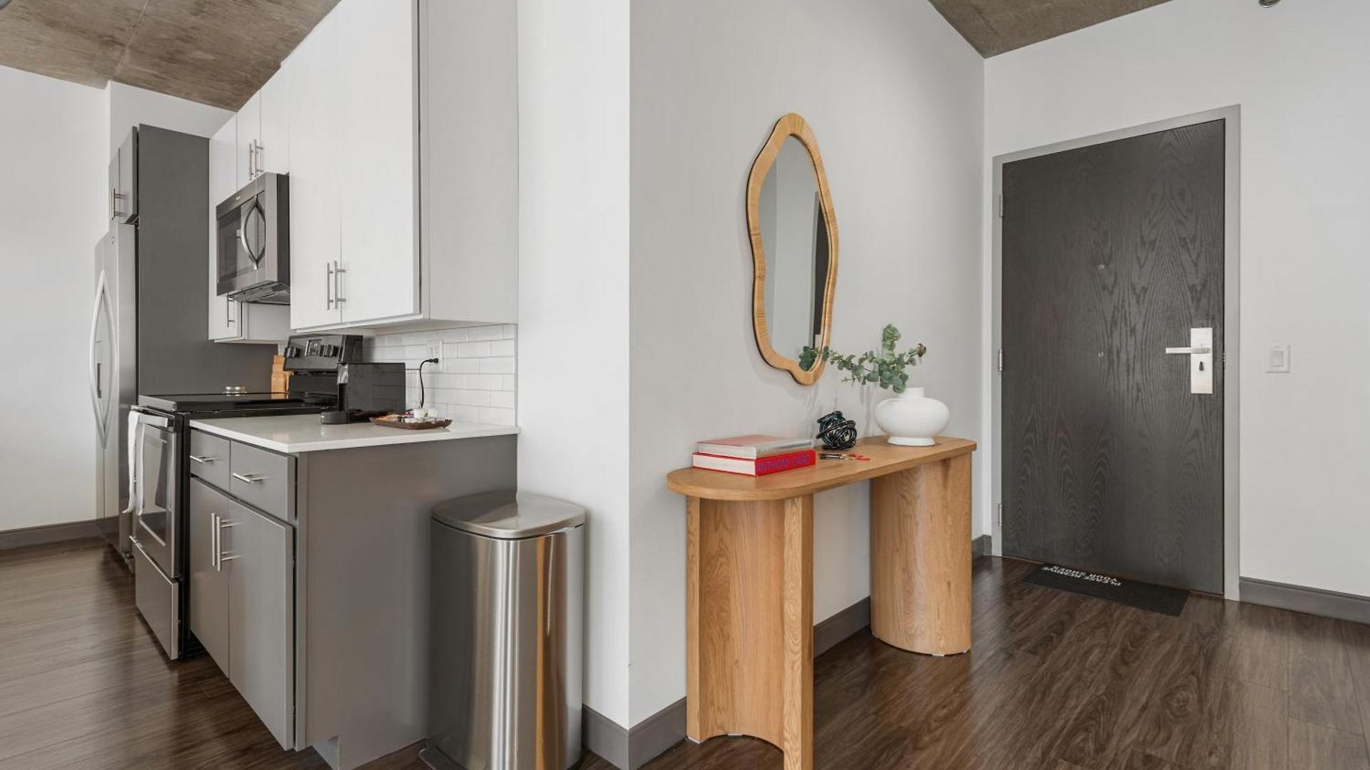 Linea Luxury Living With Indoor Pool And Rooftop Views In The Loop