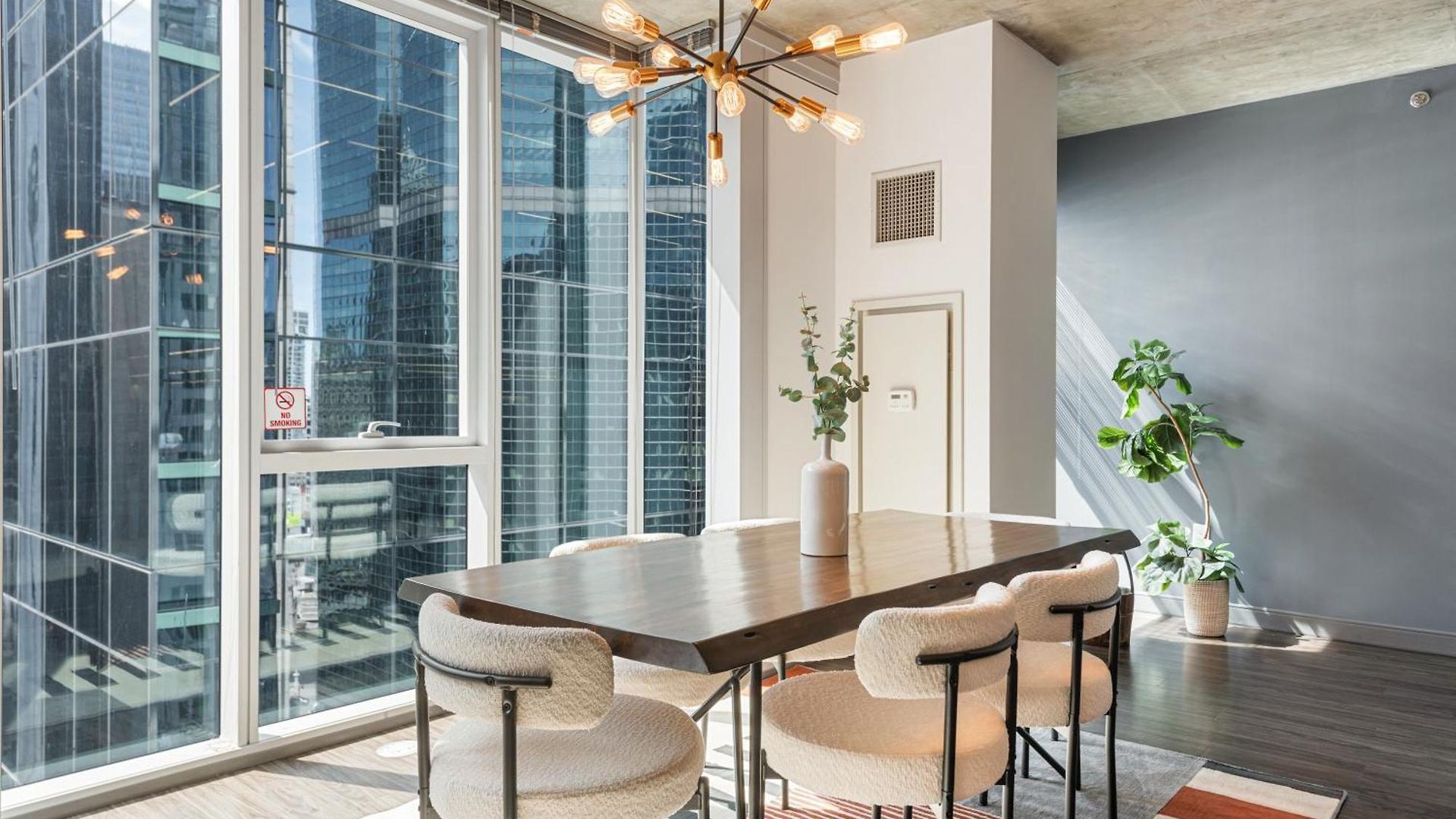 Apartment Linea Luxury Living With Indoor Pool And Rooftop Views In The Loop *
