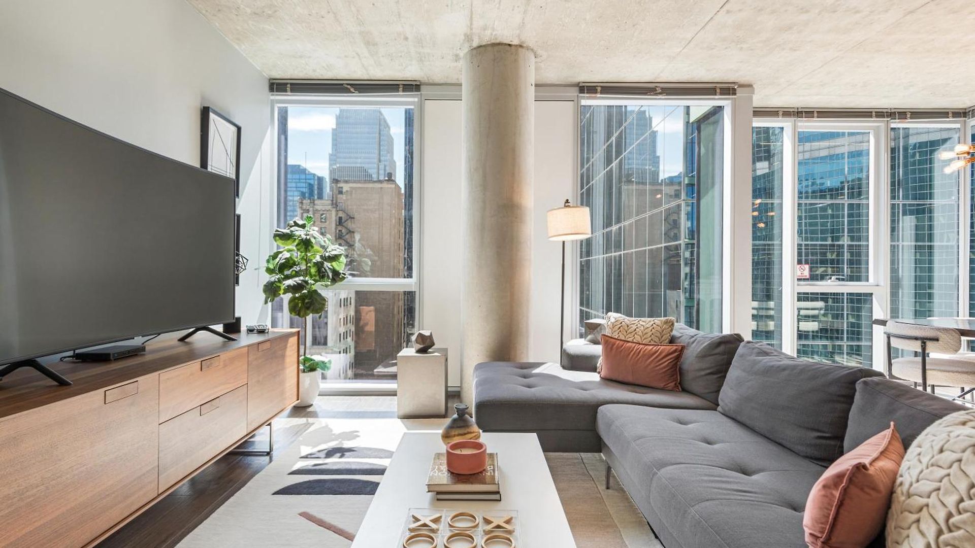 Linea Luxury Living With Indoor Pool And Rooftop Views In The Loop *