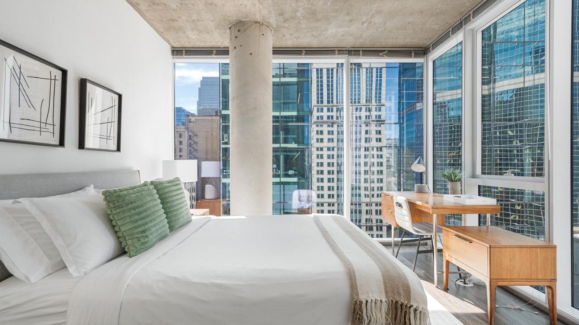 Linea Luxury Living With Indoor Pool And Rooftop Views In The Loop * Chicago