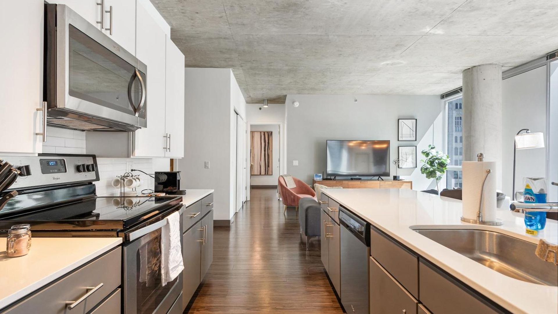 Apartment Linea Luxury Living With Indoor Pool And Rooftop Views In The Loop *