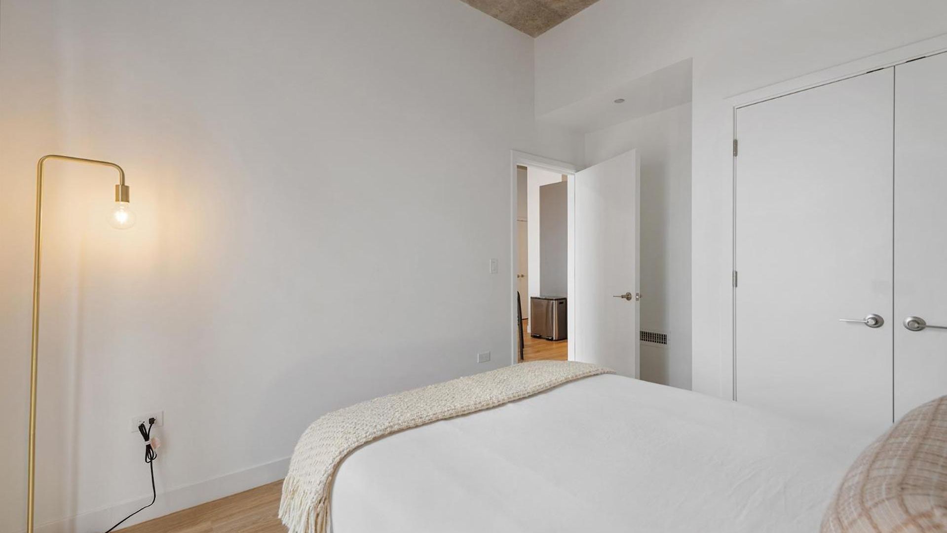 Post Getaway Ideal 4br For Groups Apartment