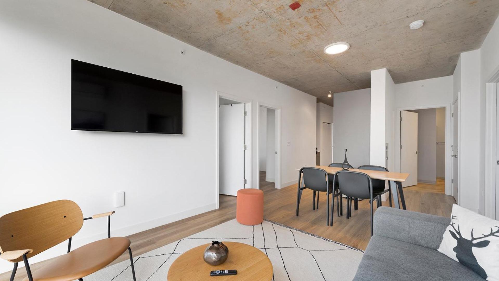 Post Getaway Ideal 4br For Groups Apartment