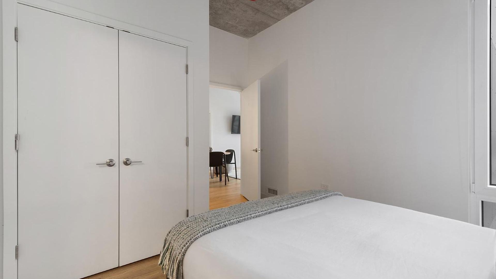 Apartment Post Getaway Ideal 4br For Groups Chicago