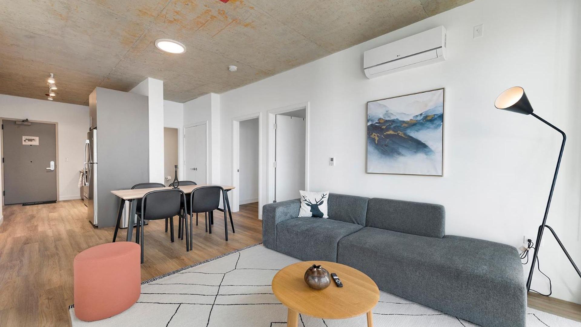 Post Getaway Ideal 4br For Groups Chicago