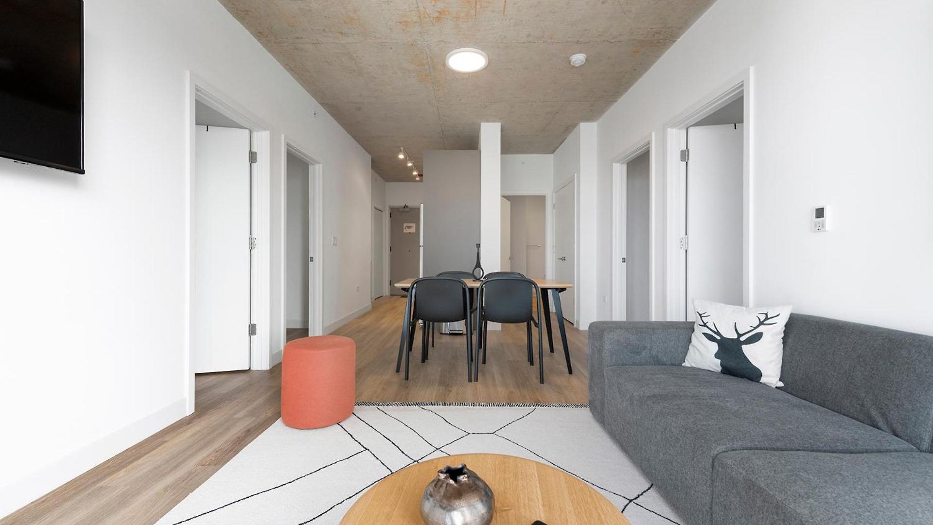 Post Getaway Ideal 4br For Groups Apartment *