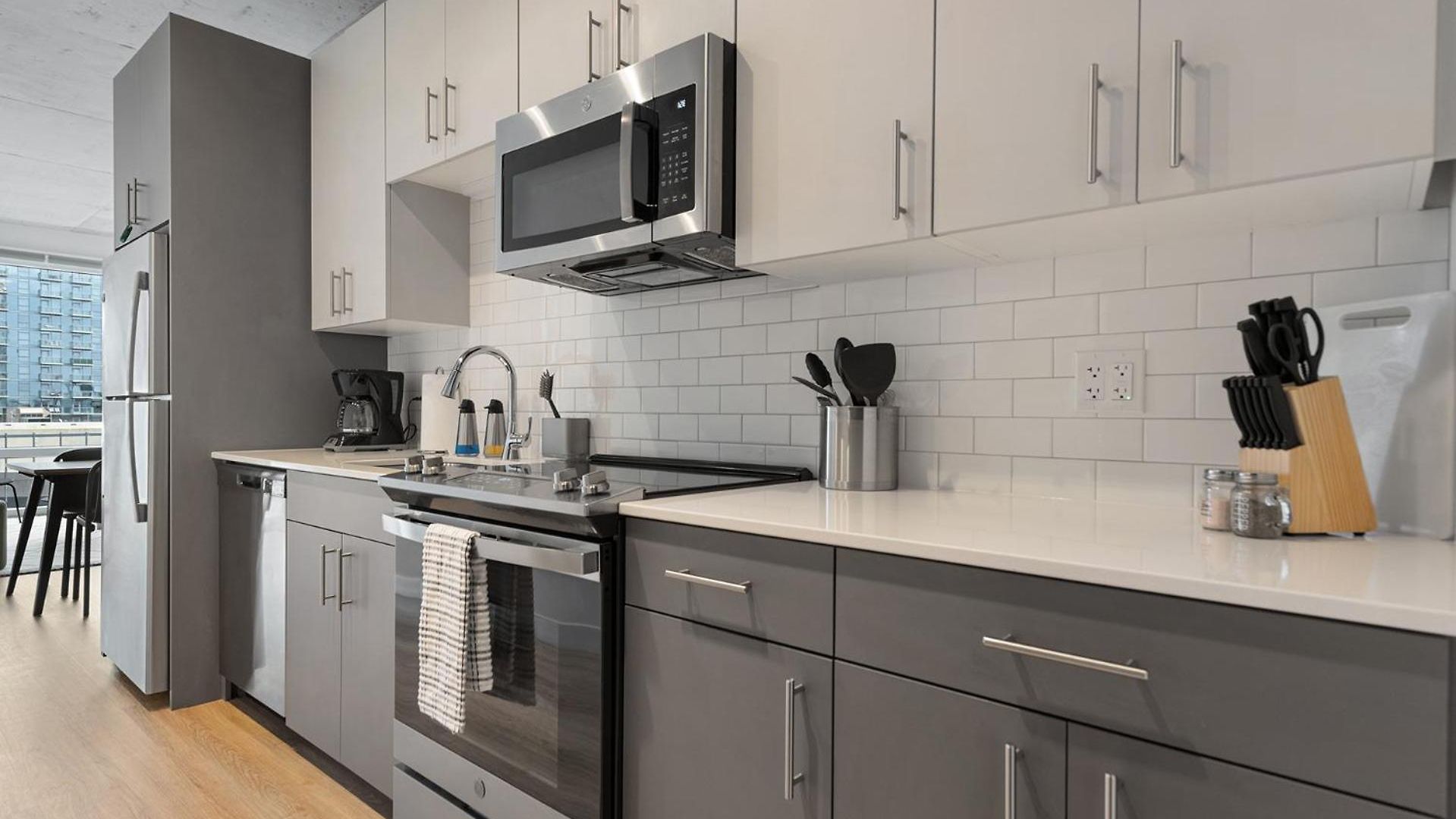 Post Getaway Ideal 4br For Groups Apartment