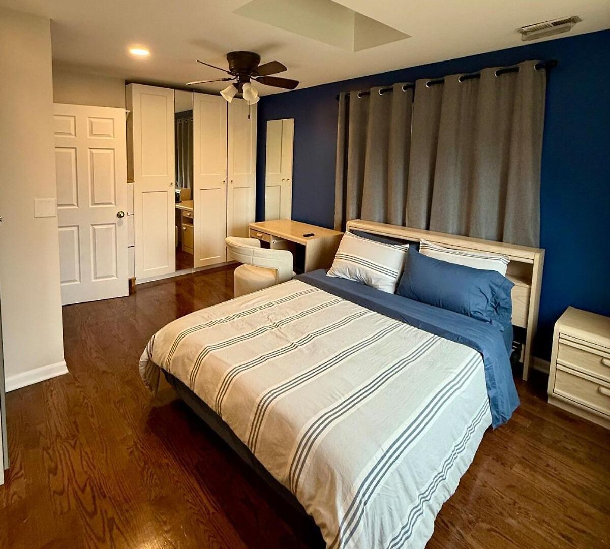 Stunning In Prime With Private Pool Apartment