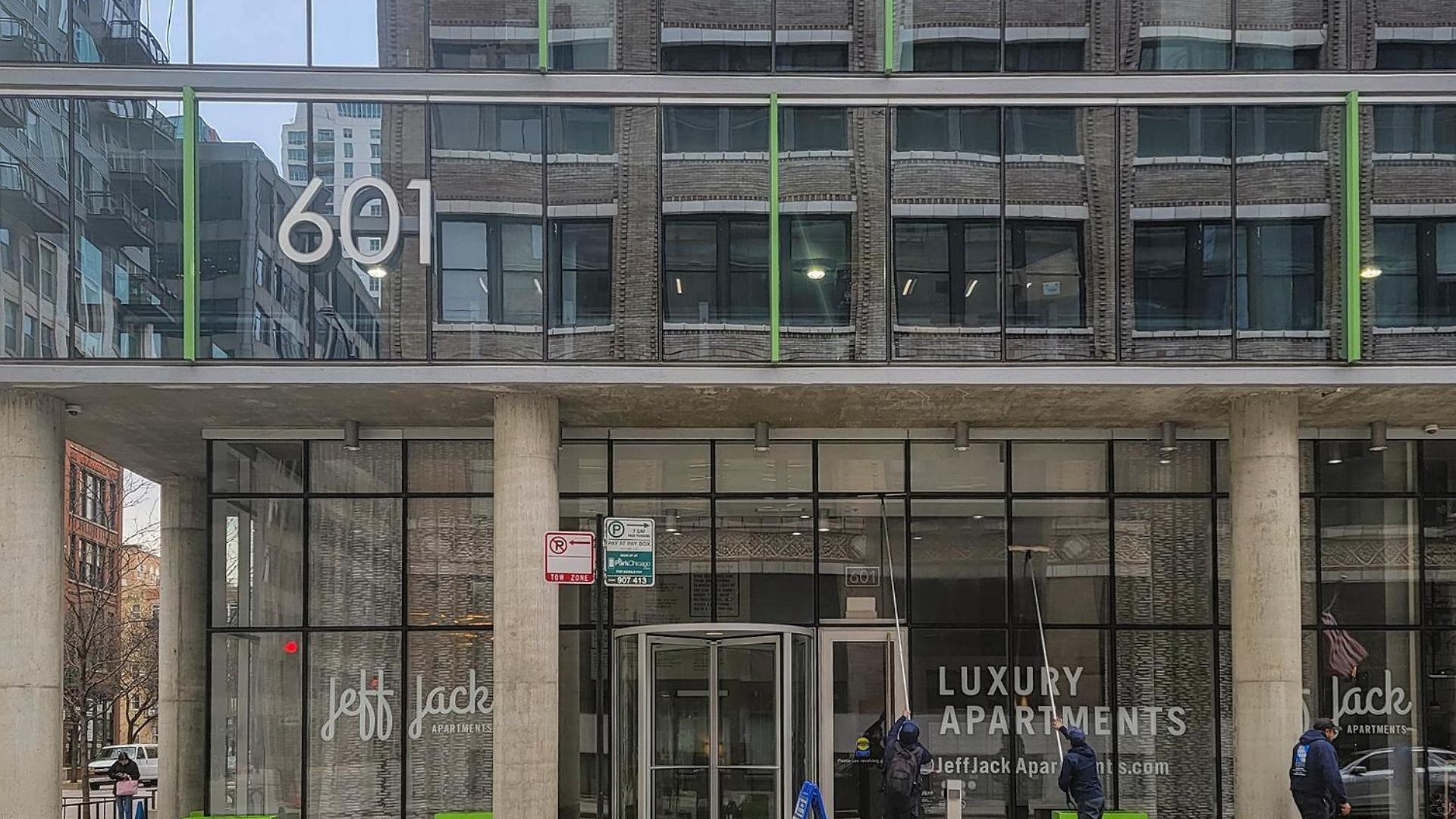Jeffjack Heated Pool Penthouse In Chicago's West Loop Apartment *