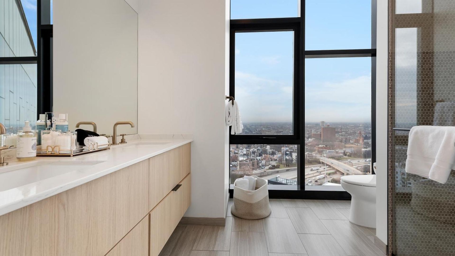 Apartment Avenir West Loop Penthouses With Iconic Views