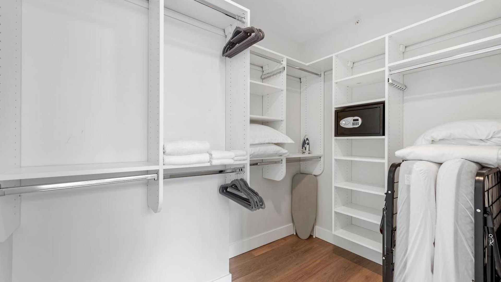 Apartment Avenir West Loop Penthouses With Iconic Views *