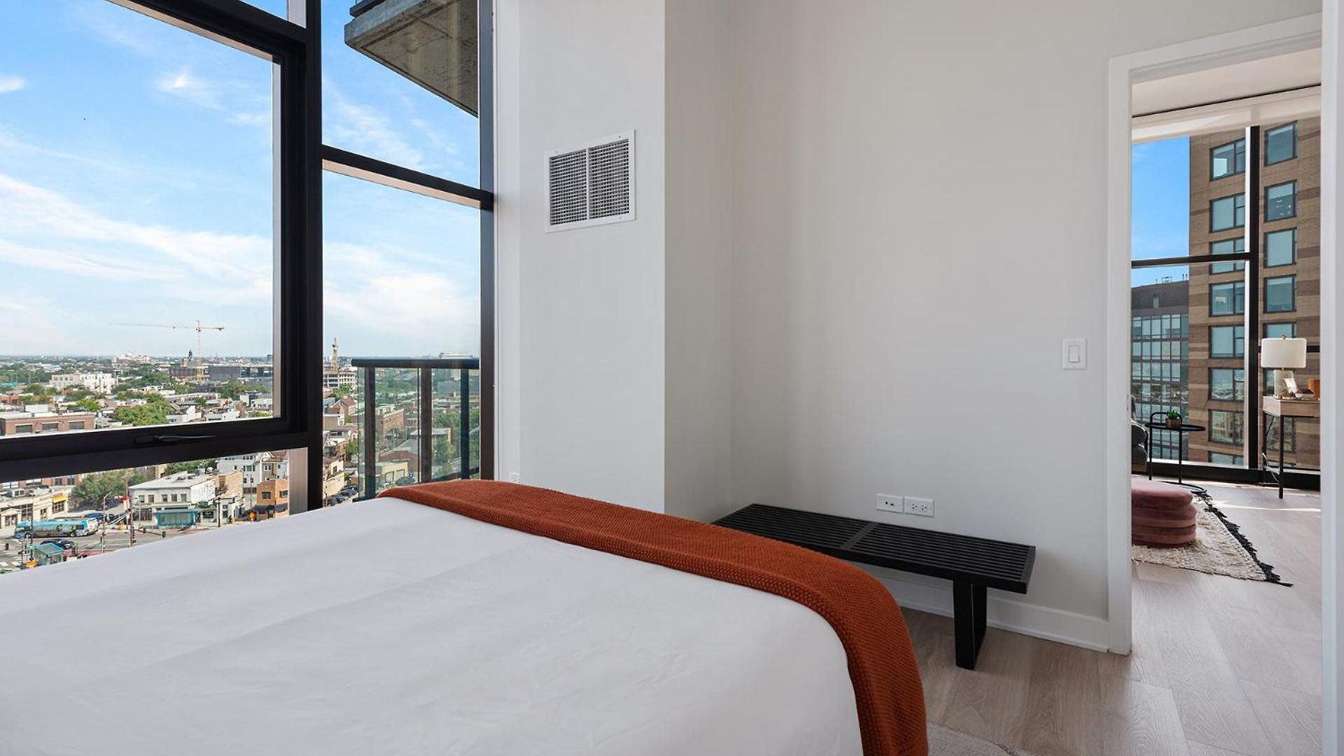 Apartment Avenir West Loop Penthouses With Iconic Views