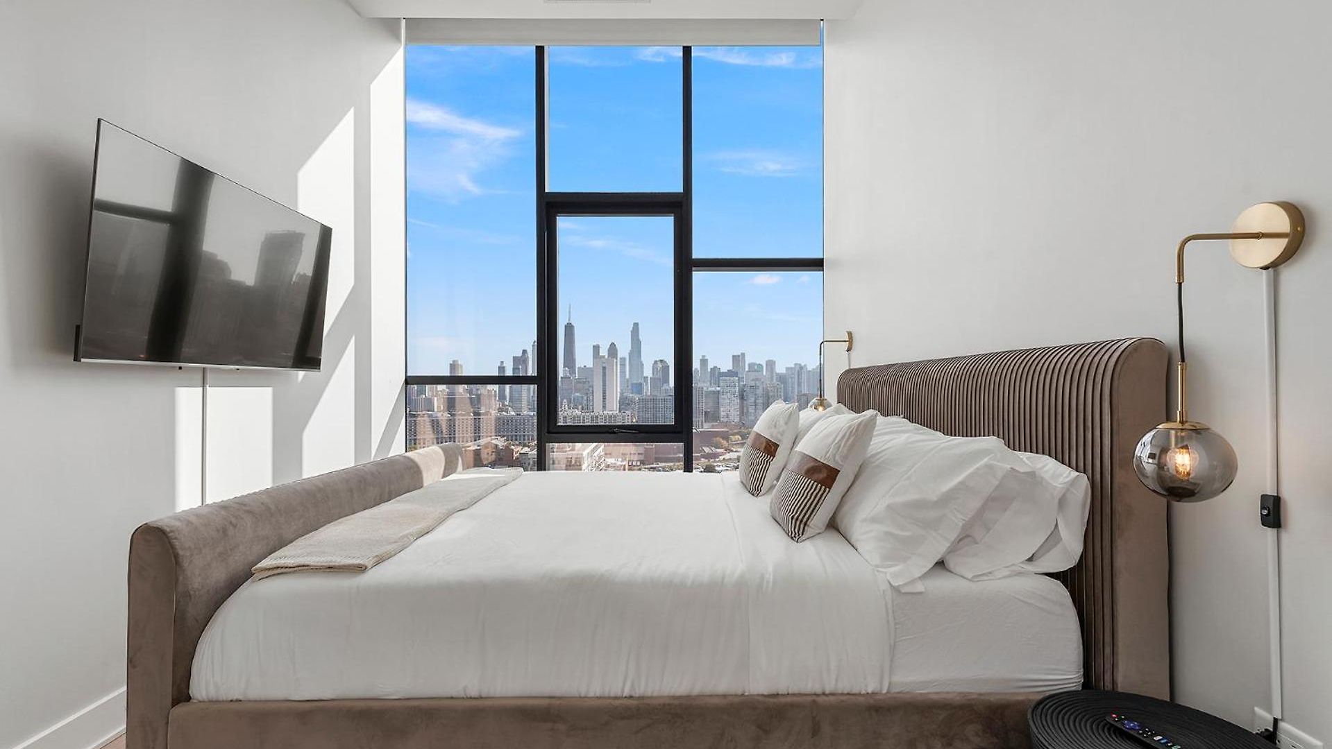 Avenir West Loop Penthouses With Iconic Views