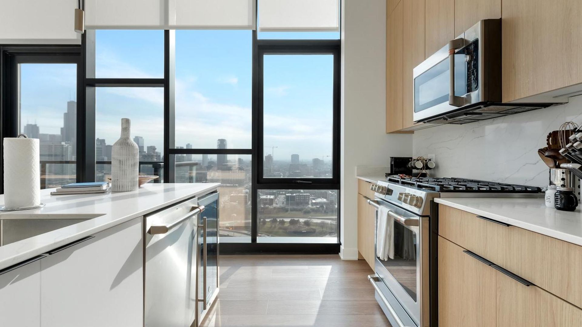 Apartment Avenir West Loop Penthouses With Iconic Views