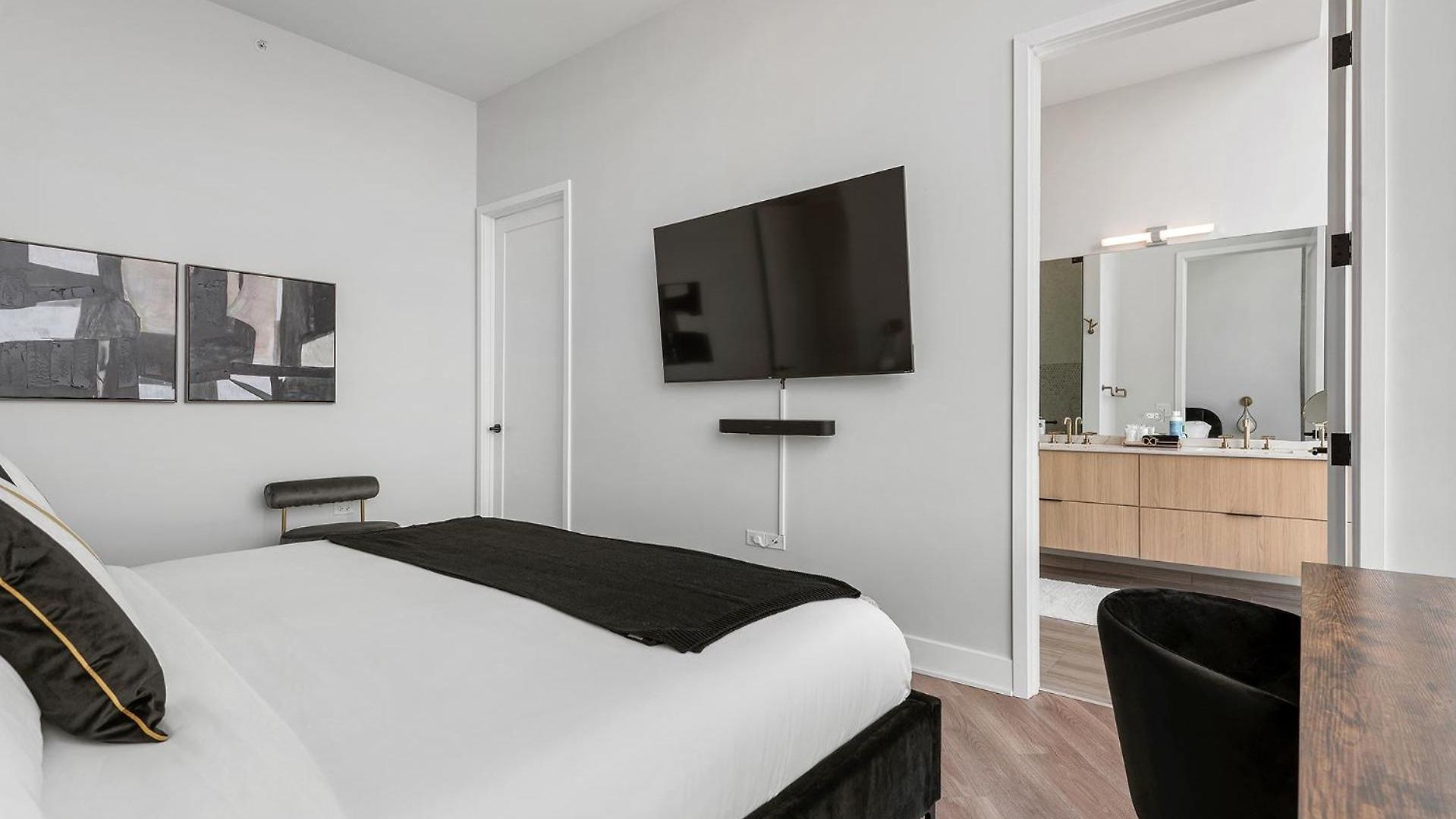 Apartment Avenir West Loop Penthouses With Iconic Views