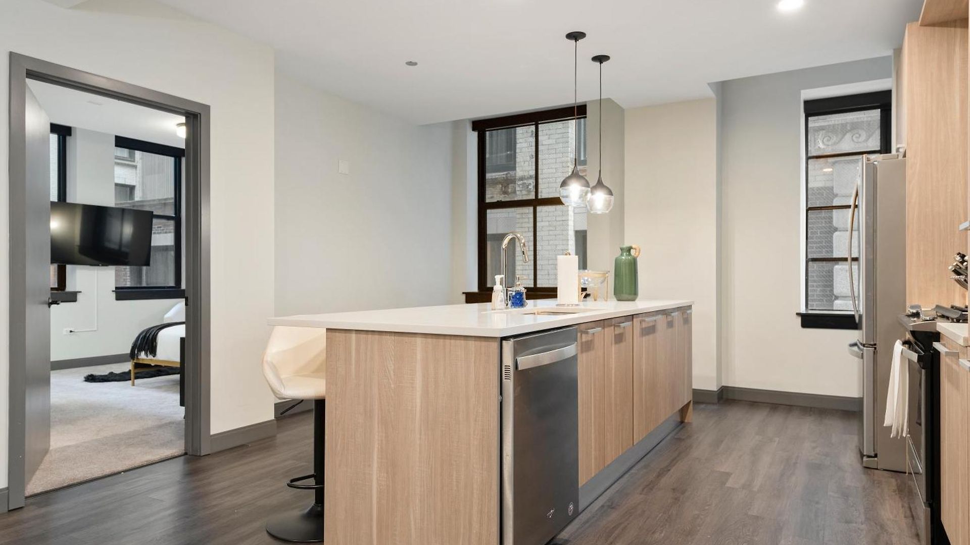 Experience Downtown At Millennium - Luxury In The Loop Apartment Chicago
